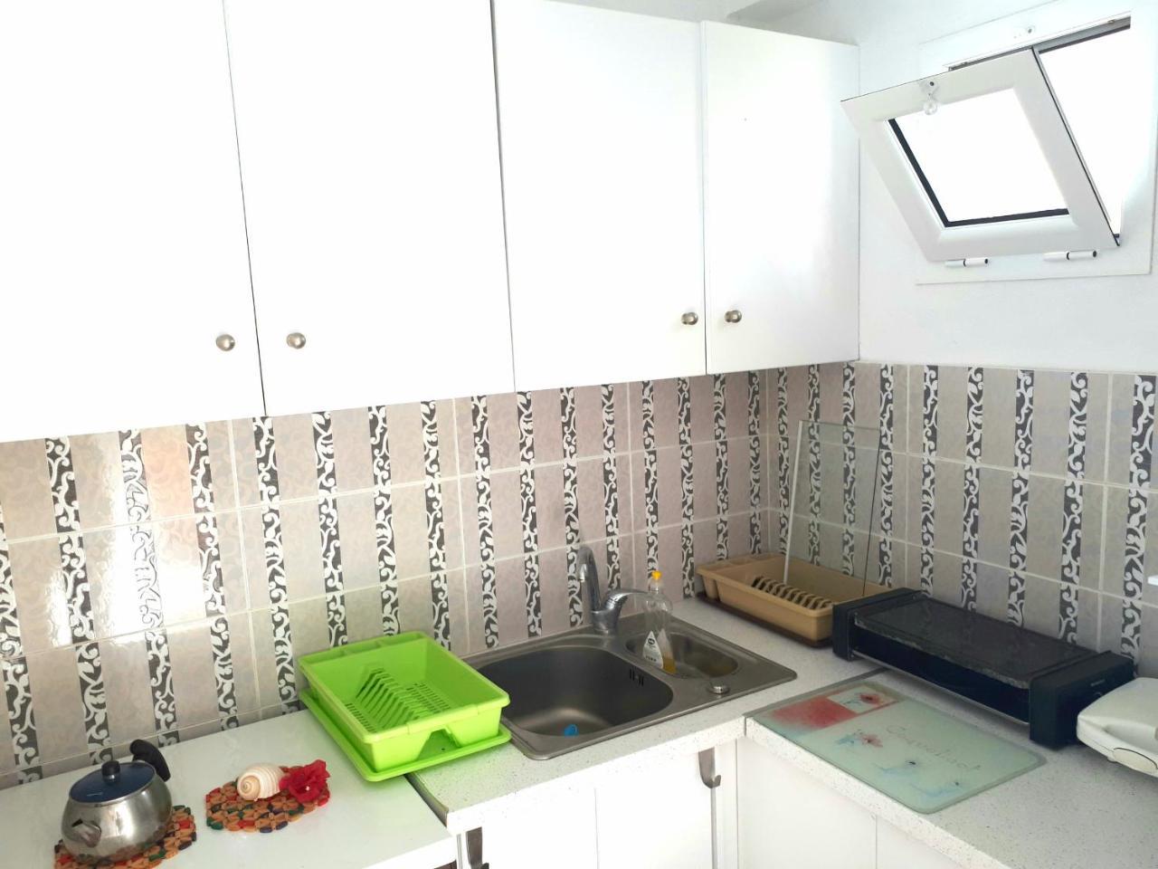 ★ Meniko'S House ★ Cozy Nest Apartment Himare Bagian luar foto