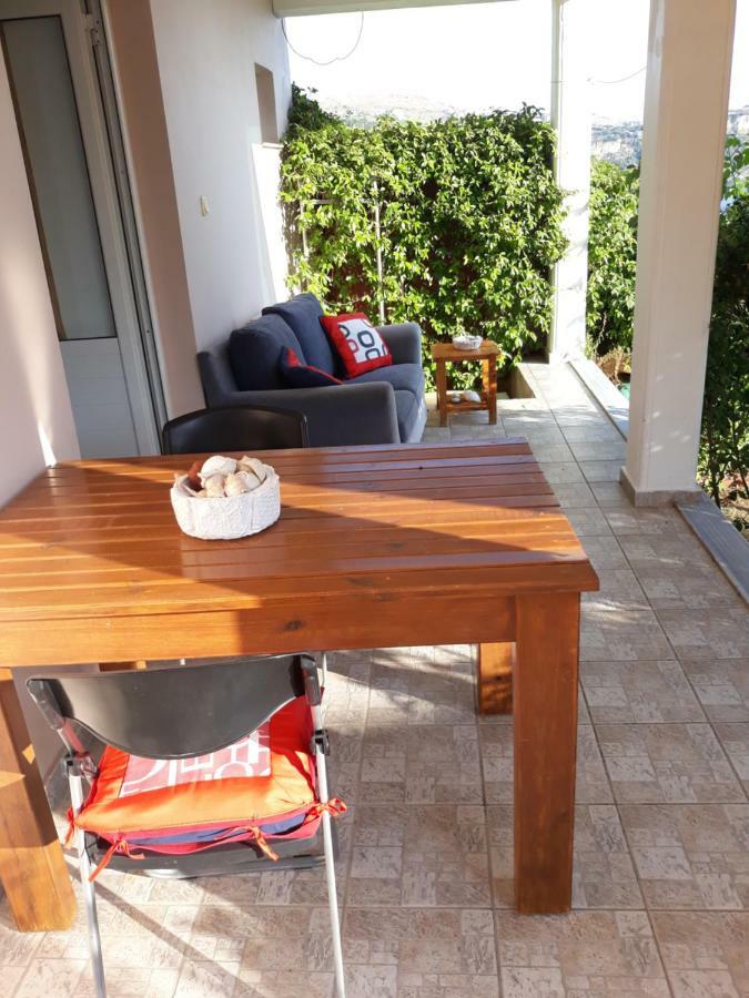 ★ Meniko'S House ★ Cozy Nest Apartment Himare Bagian luar foto